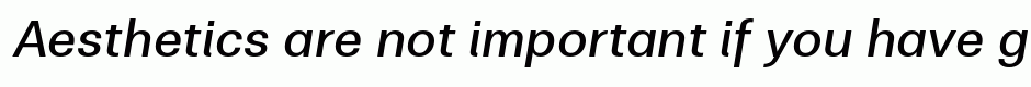 Clinica Pro Medium Italic