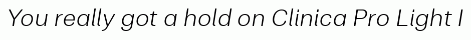 Clinica Pro Light Italic
